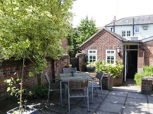 The Partridge Inn Wine Bar & Restaurant Wallingford Bagian luar foto